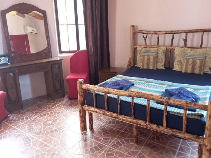 Мини-отель "Абхазия" - Гагра — изображение 2