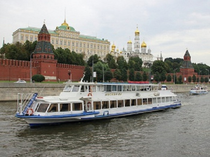 "Теплоход - Москва - Канатка"